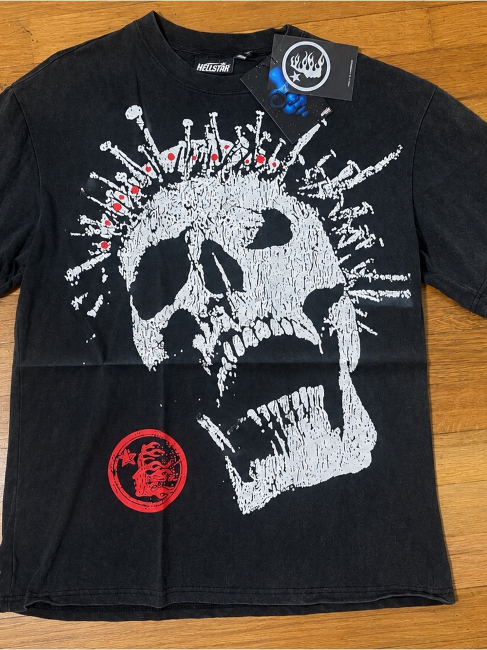 HeliStar Black Graphic Skull Tee - Men's Short Sleeve Shirt